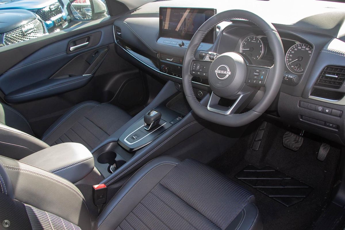 2024 Nissan QASHQAI ST-L J12