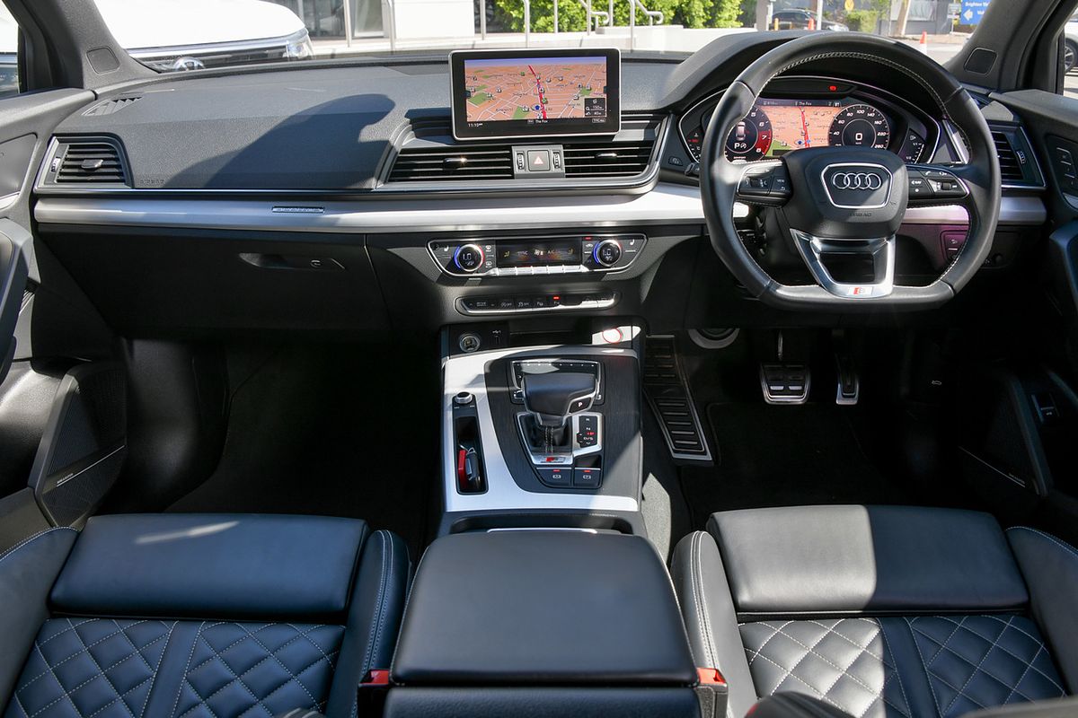 2019 Audi SQ5 FY