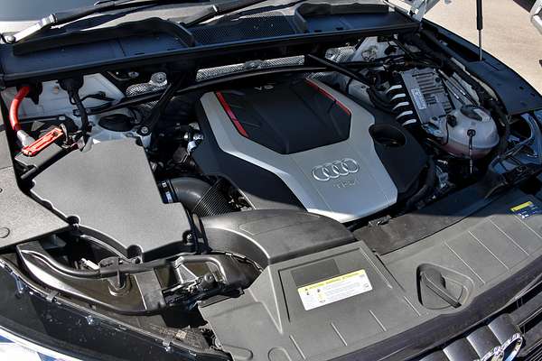 2019 Audi SQ5 FY