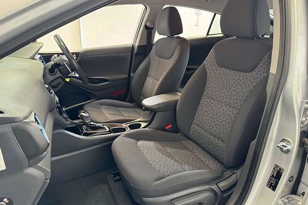 2018 Hyundai IONIQ Plug In Hybrid 1.6L DCT