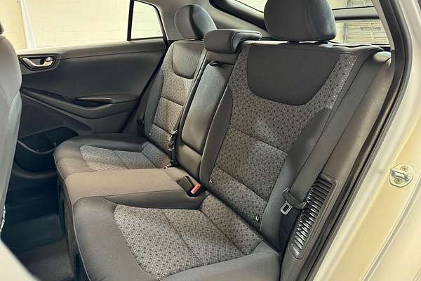 2018 Hyundai IONIQ Plug In Hybrid 1.6L DCT