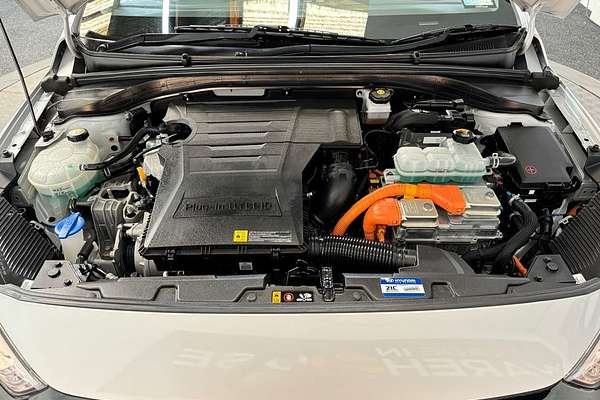 2018 Hyundai IONIQ Plug In Hybrid 1.6L DCT