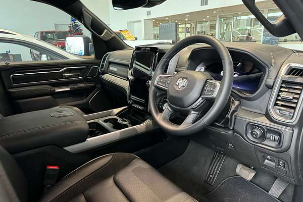 2024 RAM 1500 Laramie DT 4X4 SWB