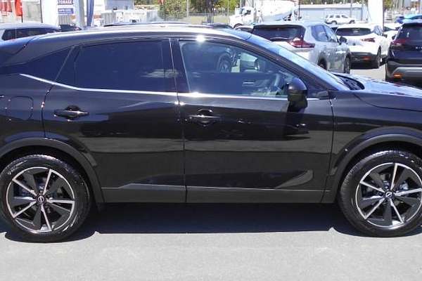 2024 Nissan QASHQAI ST-L J12