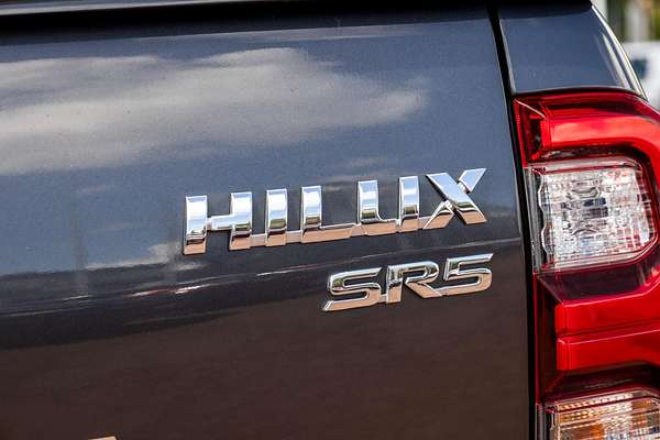 2021 Toyota Hilux SR5 GUN126R 4X4