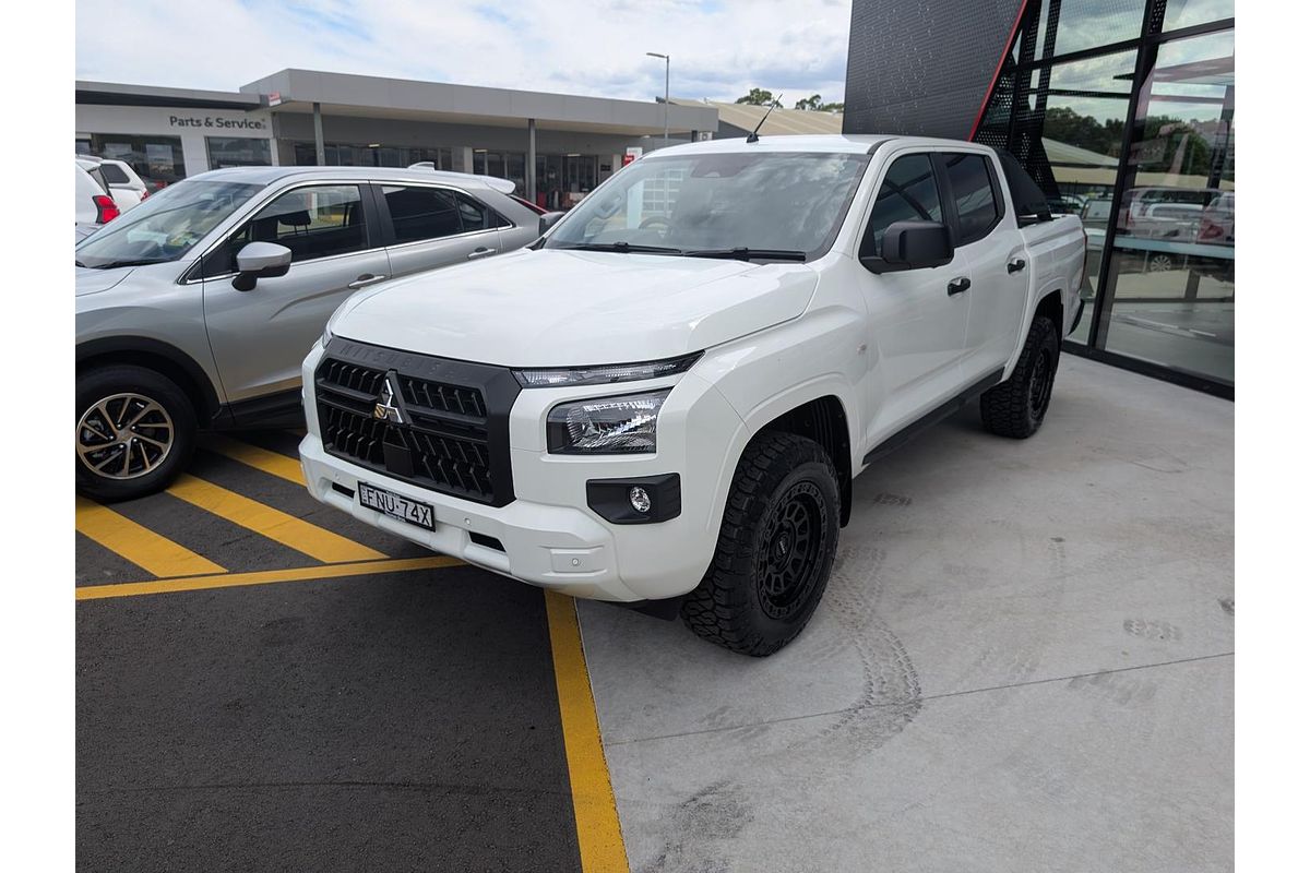 2024 Mitsubishi Triton GLX-R MV 4X4