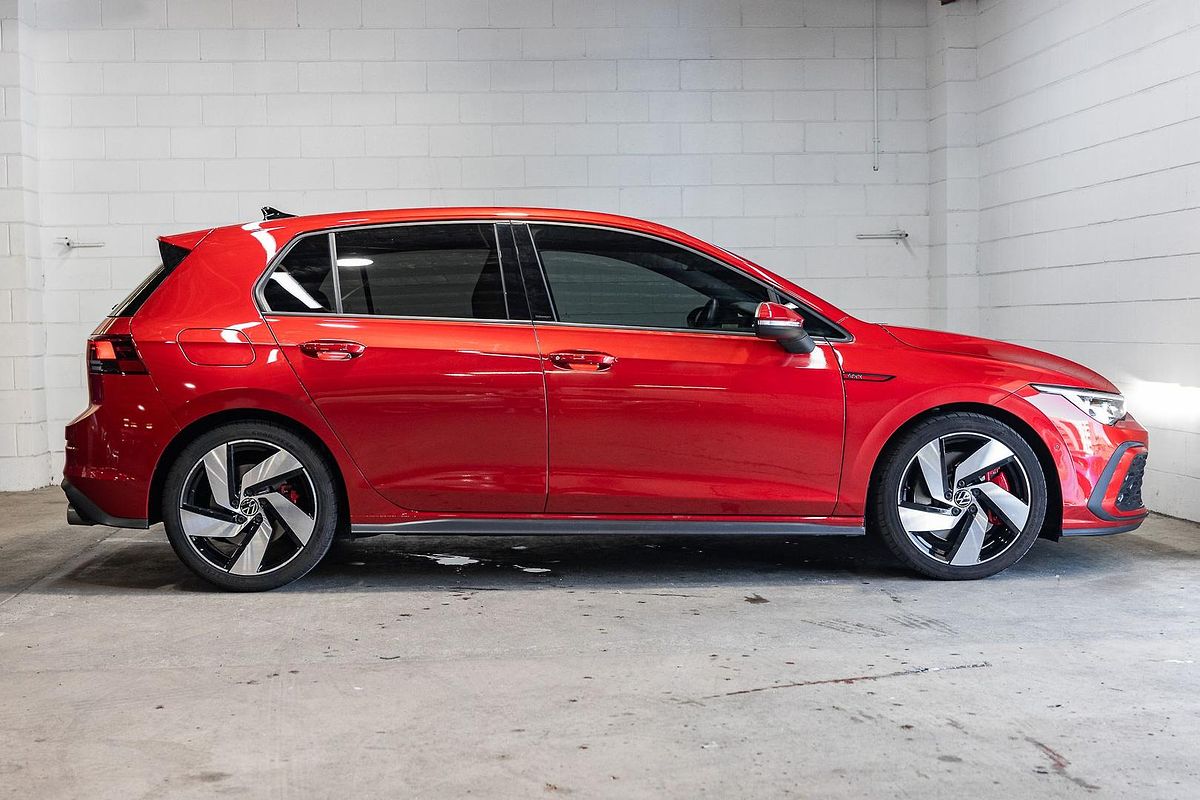 2022 Volkswagen Golf GTI 8