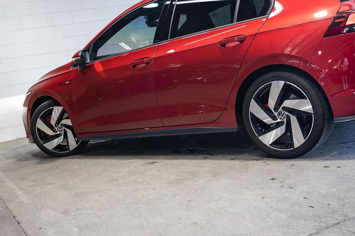 2022 Volkswagen Golf GTI 8