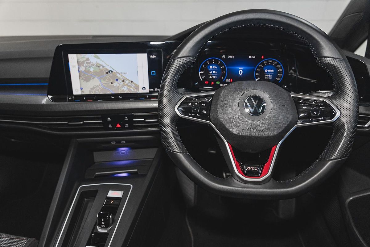 2022 Volkswagen Golf GTI 8