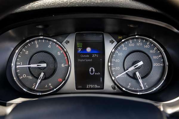 2021 Toyota Hilux SR GUN126R 4X4