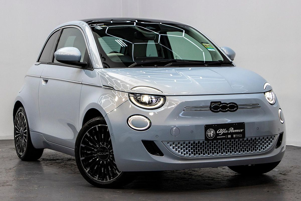2023 Fiat 500e La Prima