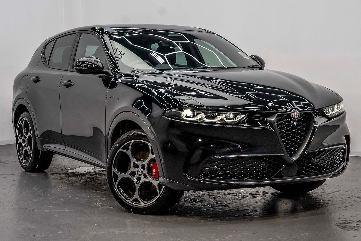 2023 Alfa Romeo Tonale Veloce Plug-In Hybrid