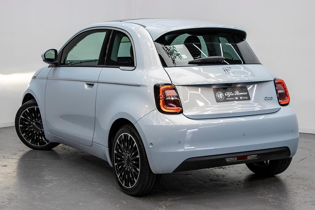 2023 Fiat 500e La Prima
