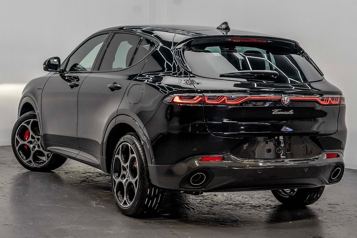 2023 Alfa Romeo Tonale Veloce Plug-In Hybrid
