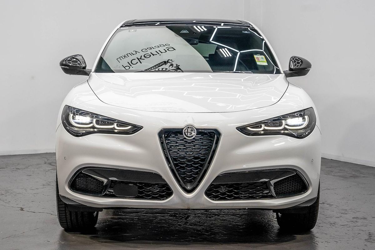 2023 Alfa Romeo Stelvio Veloce Series 4