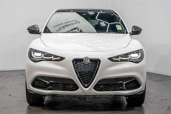 2023 Alfa Romeo Stelvio Veloce Series 4