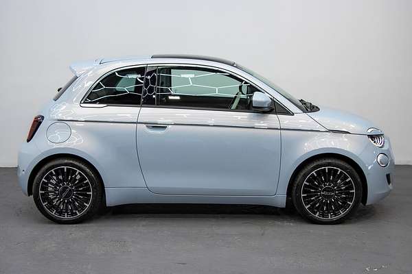 2023 Fiat 500e La Prima