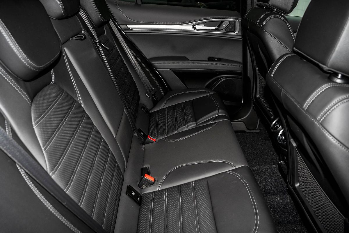 2023 Alfa Romeo Stelvio Veloce Series 4