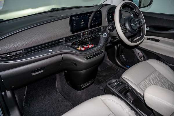 2023 Fiat 500e La Prima