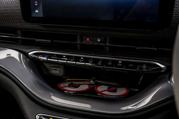 2023 Fiat 500e La Prima