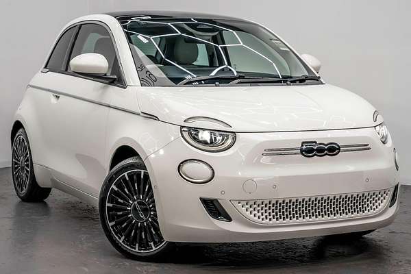 2023 Fiat 500e La Prima