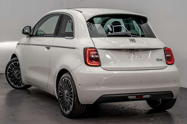 2023 Fiat 500e La Prima