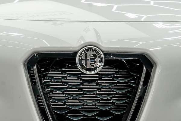 2023 Alfa Romeo Stelvio Veloce Series 4
