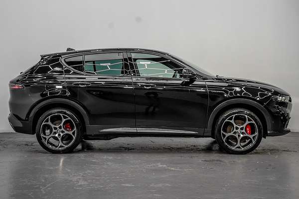 2023 Alfa Romeo Tonale Veloce Plug-In Hybrid