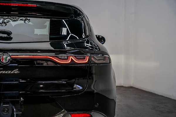 2023 Alfa Romeo Tonale Veloce Plug-In Hybrid