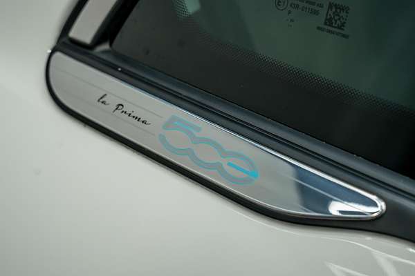 2023 Fiat 500e La Prima
