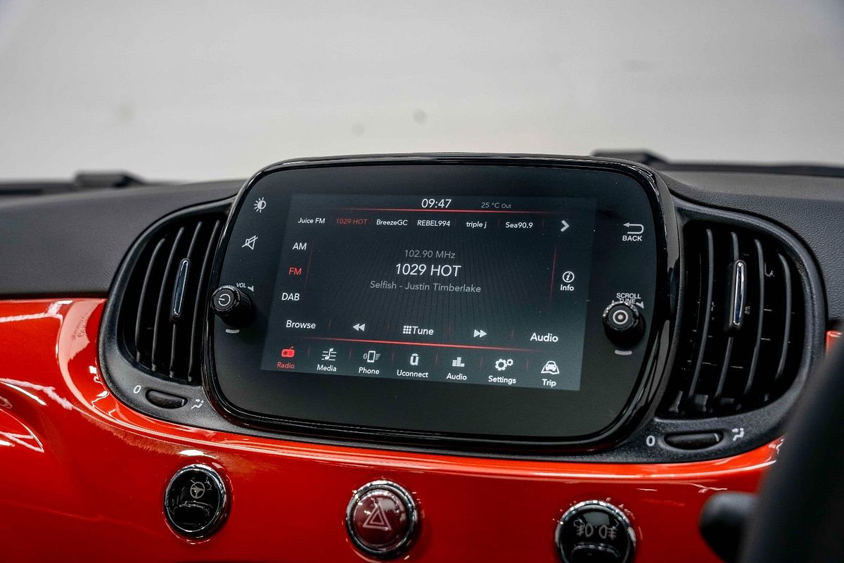 2024 Fiat 500 Dolcevita