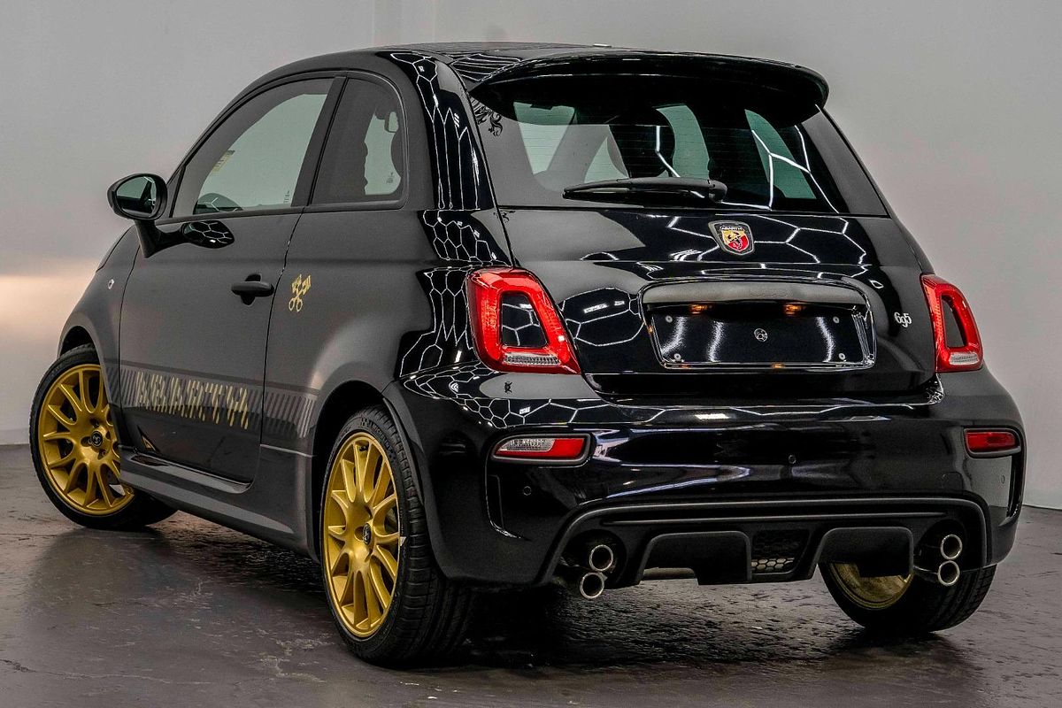 2024 Abarth 695 75 Anniversario