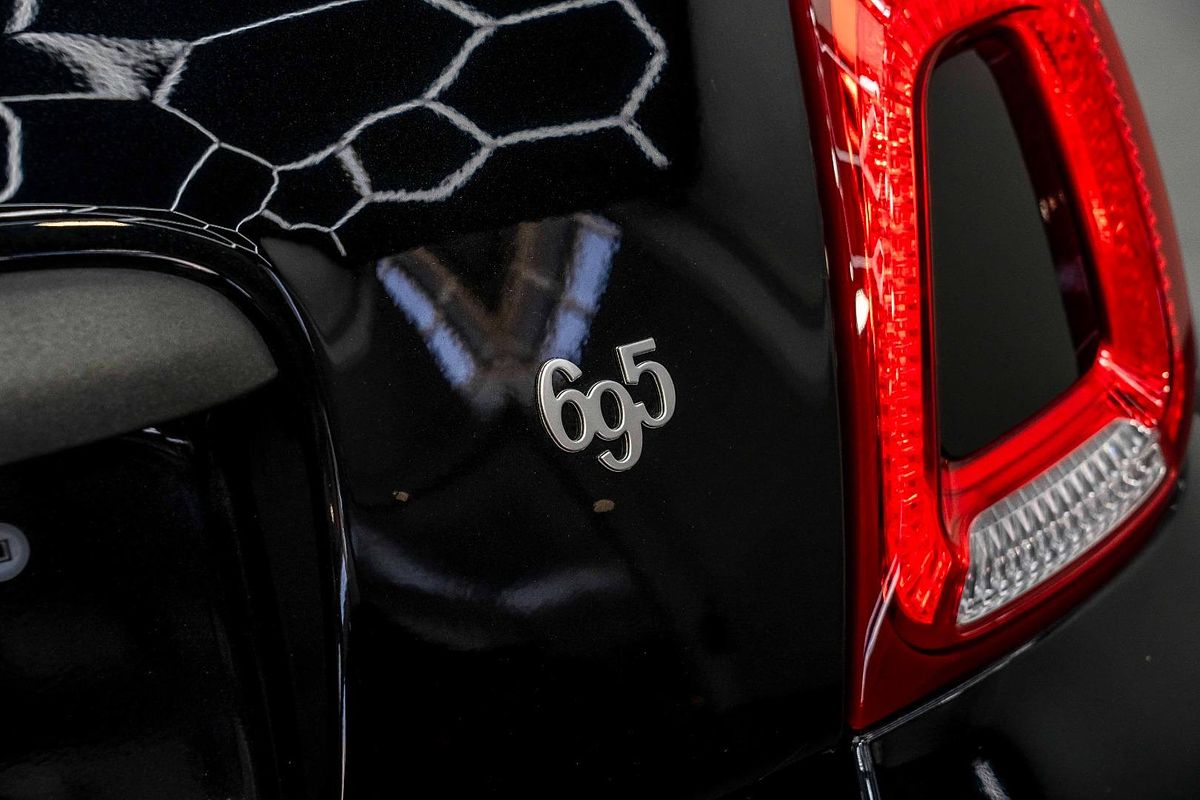 2024 Abarth 695 75 Anniversario