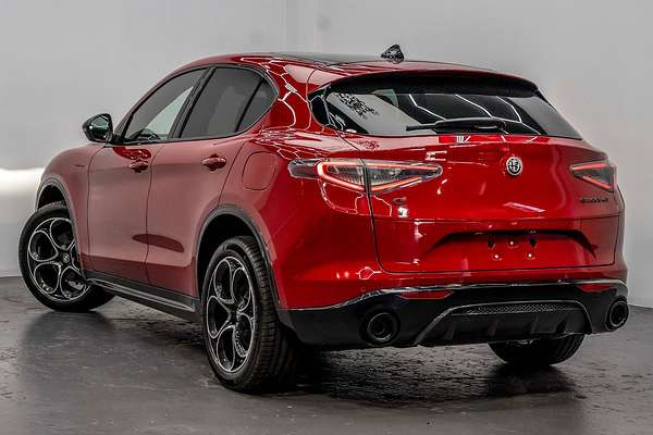 2023 Alfa Romeo Stelvio Veloce Series 4