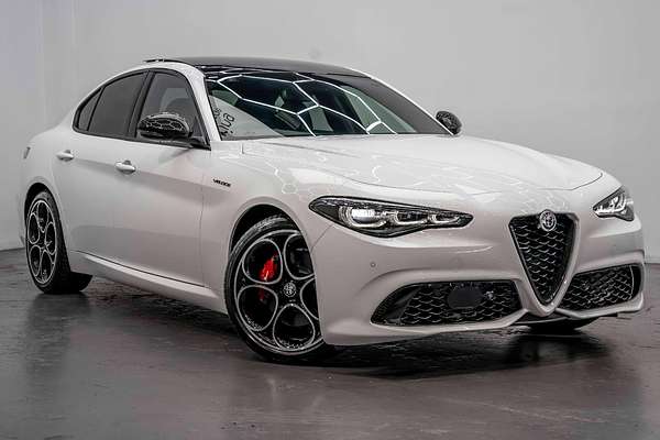 2023 Alfa Romeo Giulia Veloce Series 4