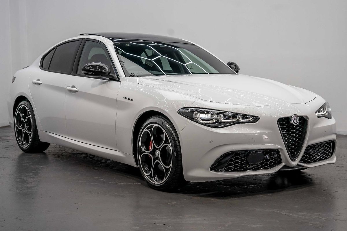 2023 Alfa Romeo Giulia Veloce Series 4