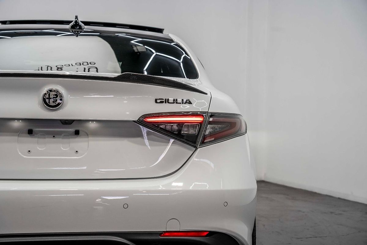 2023 Alfa Romeo Giulia Veloce Series 4