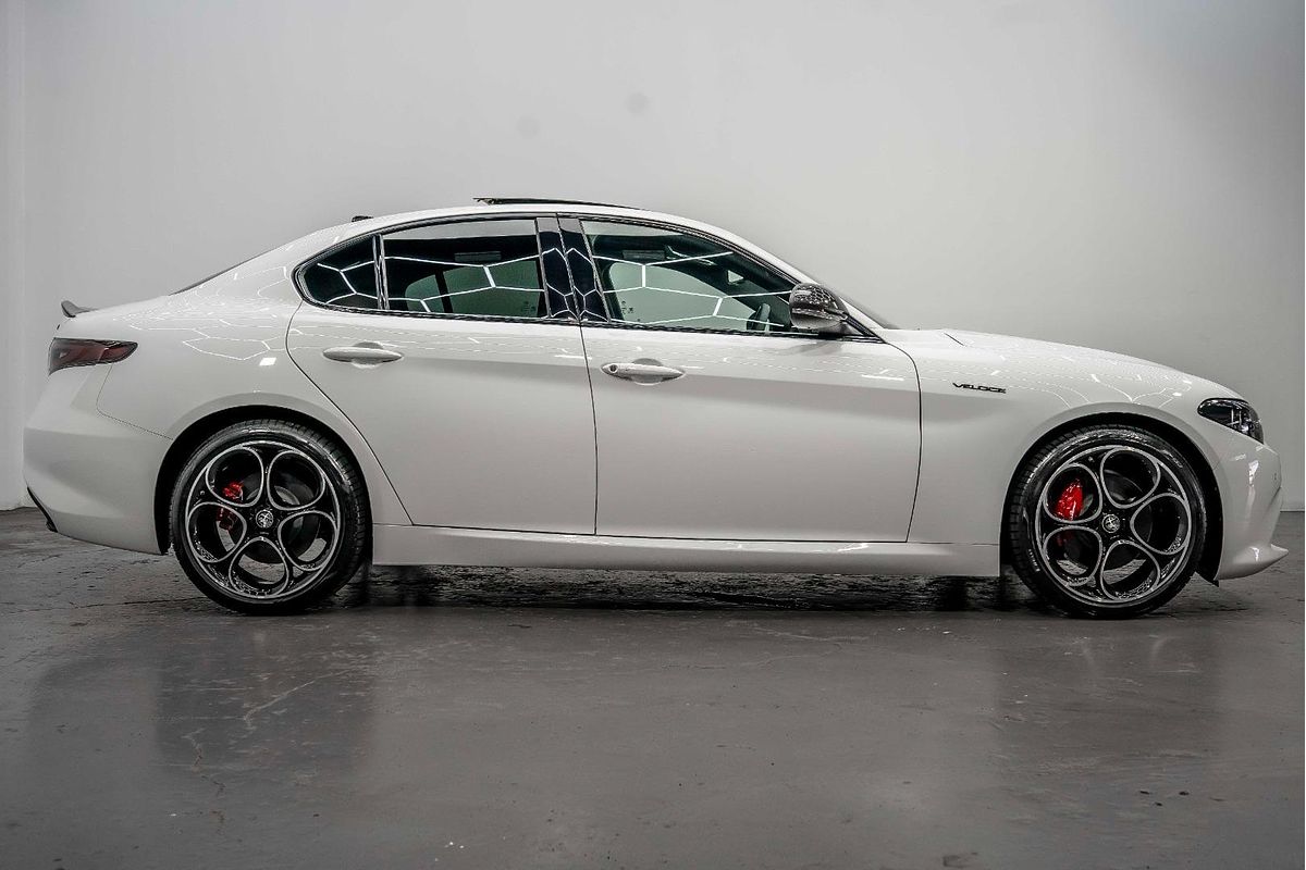 2023 Alfa Romeo Giulia Veloce Series 4
