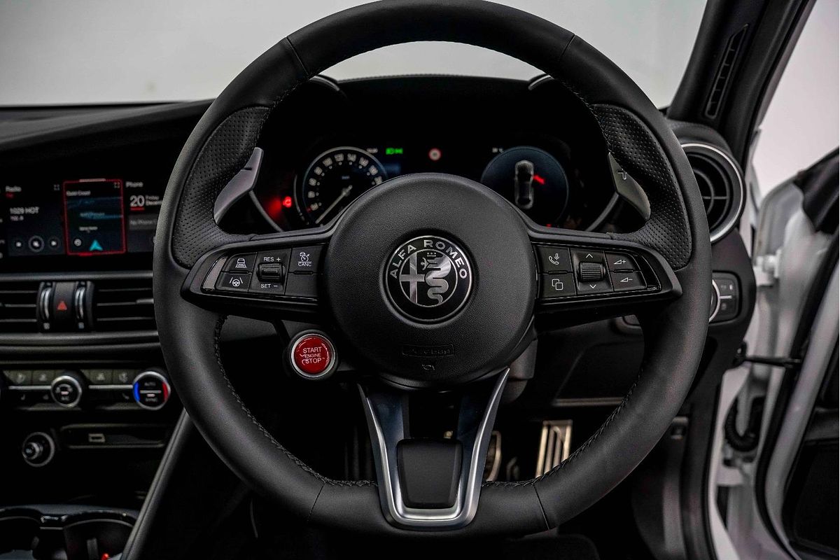 2023 Alfa Romeo Giulia Veloce Series 4
