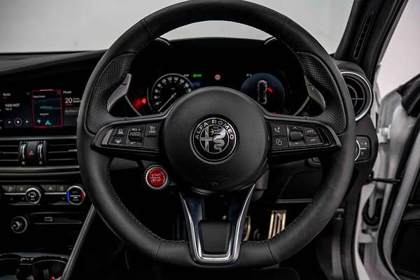2023 Alfa Romeo Giulia Veloce Series 4