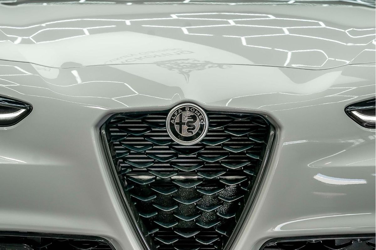 2023 Alfa Romeo Giulia Veloce Series 4