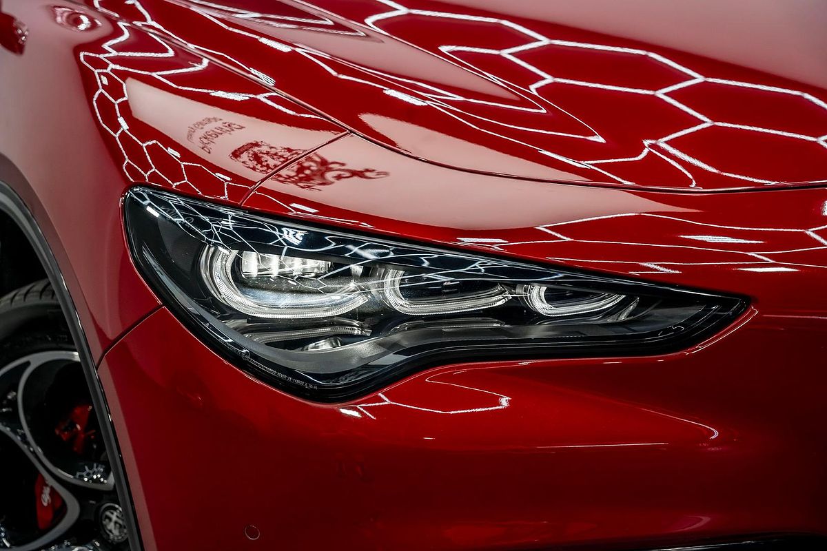 2023 Alfa Romeo Stelvio Veloce Series 4