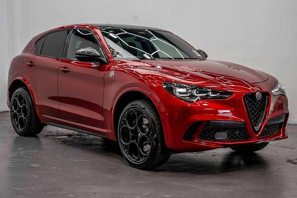 2024 Alfa Romeo Stelvio Quadrifoglio Super Sport Series 5