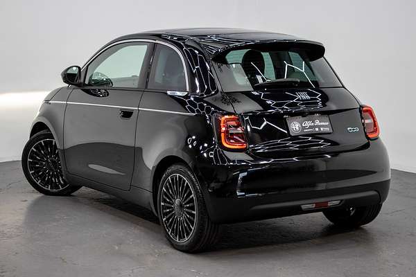 2023 Fiat 500e La Prima