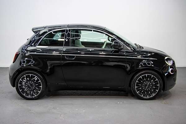 2023 Fiat 500e La Prima