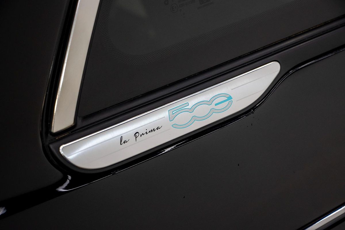2023 Fiat 500e La Prima