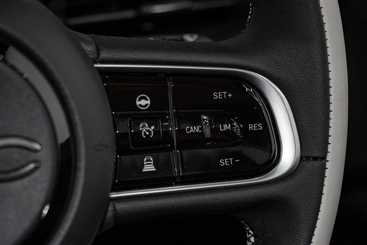 2023 Fiat 500e La Prima