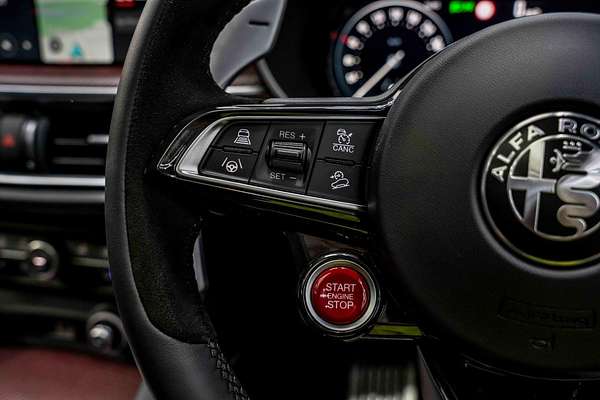 2024 Alfa Romeo Stelvio Quadrifoglio Super Sport Series 5