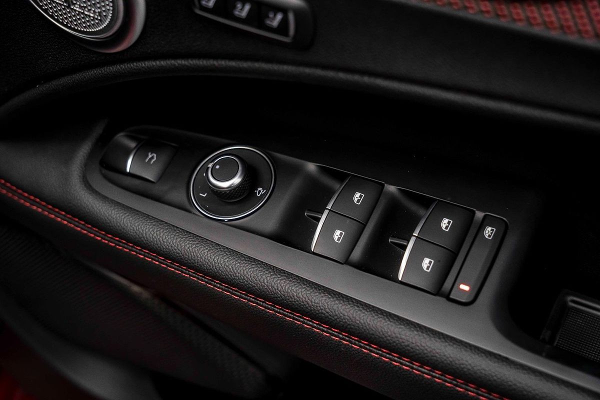 2024 Alfa Romeo Stelvio Quadrifoglio Super Sport Series 5