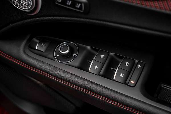 2024 Alfa Romeo Stelvio Quadrifoglio Super Sport Series 5
